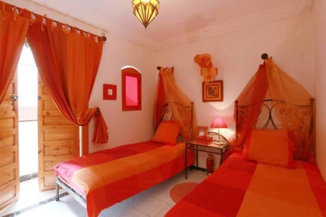 Maison Riad Traditionnel Idealement Situe A Marrakech Marrakesz Zewnętrze zdjęcie