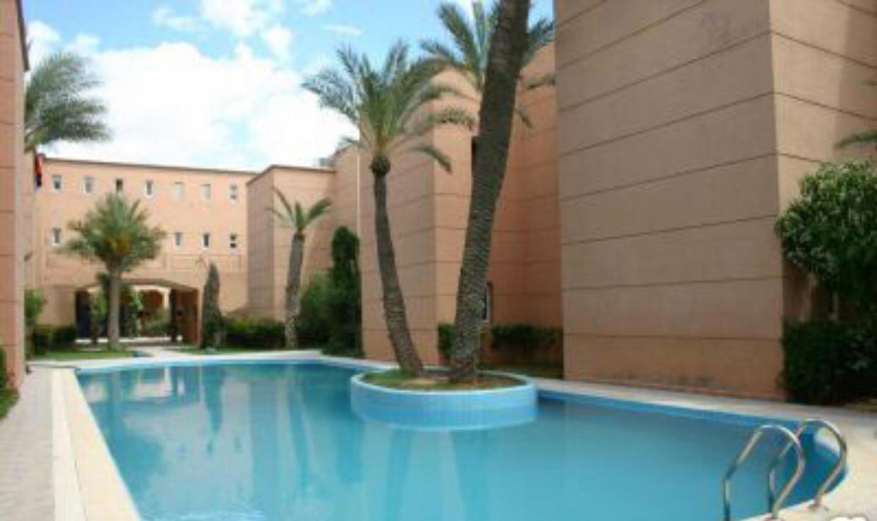 Maison Riad Traditionnel Idealement Situe A Marrakech Marrakesz Zewnętrze zdjęcie