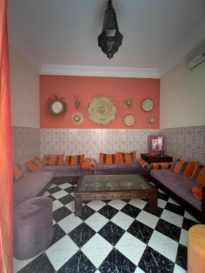 Maison Riad Traditionnel Idealement Situe A Marrakech Marrakesz Zewnętrze zdjęcie