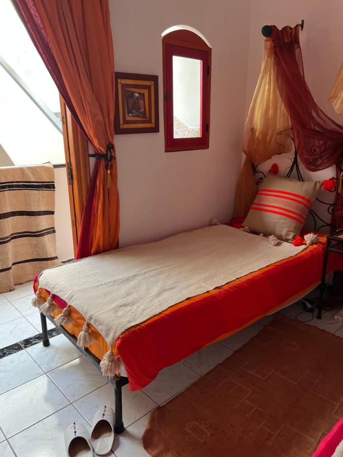 Maison Riad Traditionnel Idealement Situe A Marrakech Marrakesz Zewnętrze zdjęcie